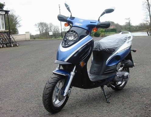 RLS02, 50cc Twist & Go Scooter