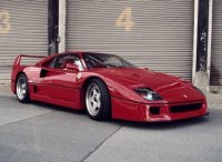 Ferrari F40 front