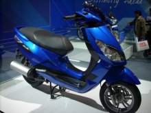 new-bajaj-blade-scooter